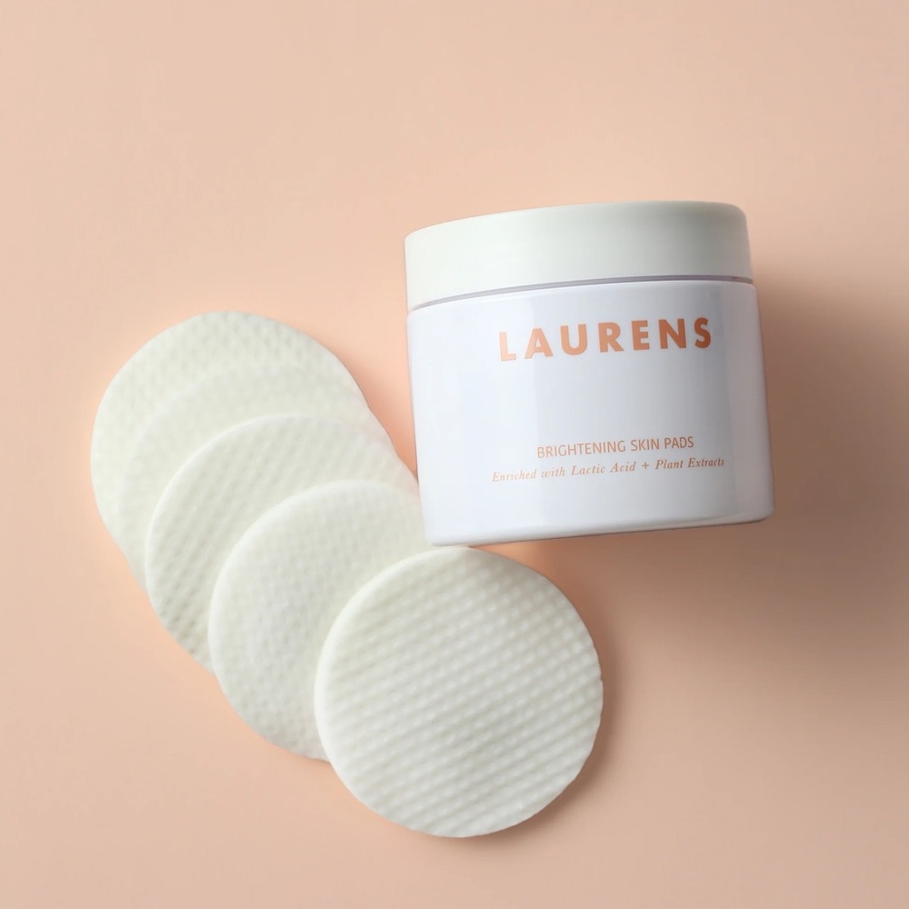 “Laurens Brightening Skin Pads”